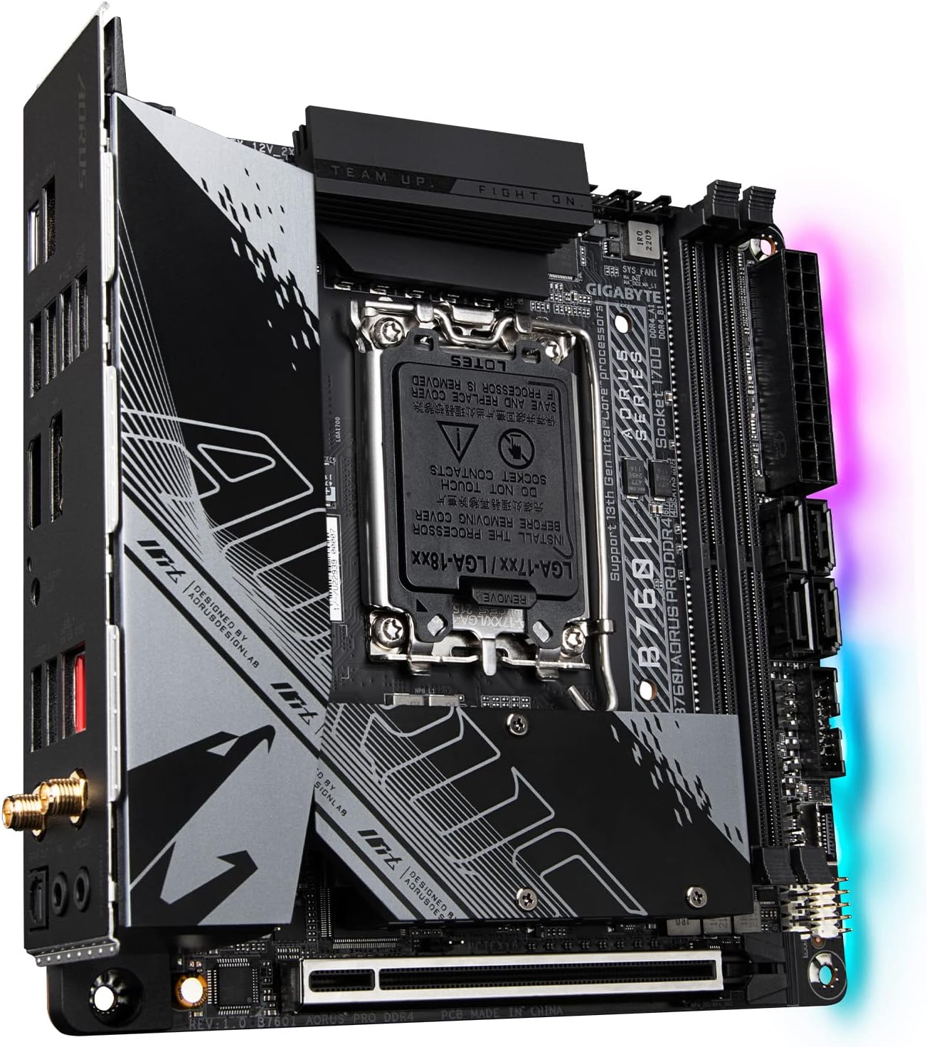 PLACA BASE GIGABYTE INTEL B760I AORUS PRO AX, COMPATIBLE CON PROCESADORES INTEL, FORMATO MINI-ITX, SOPORTE PARA MEMORIA DDR5, CONECTIVIDAD WIFI 6E Y BLUETOOTH 5.2